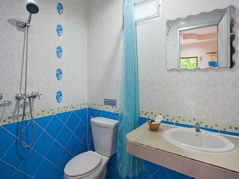 undefined Grand View 10