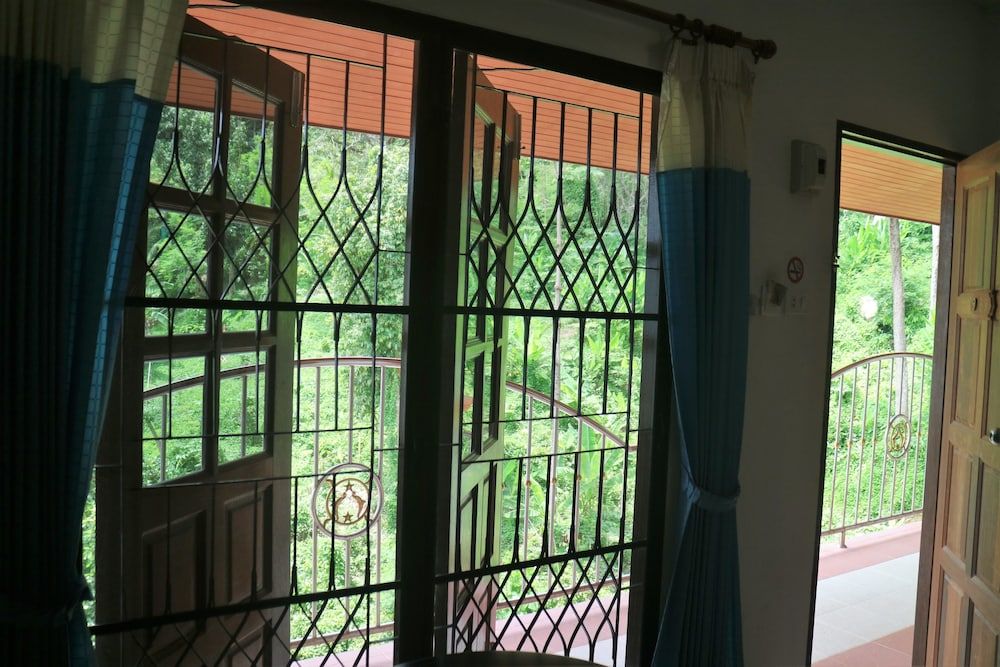 Grand View Standard Double Room 6