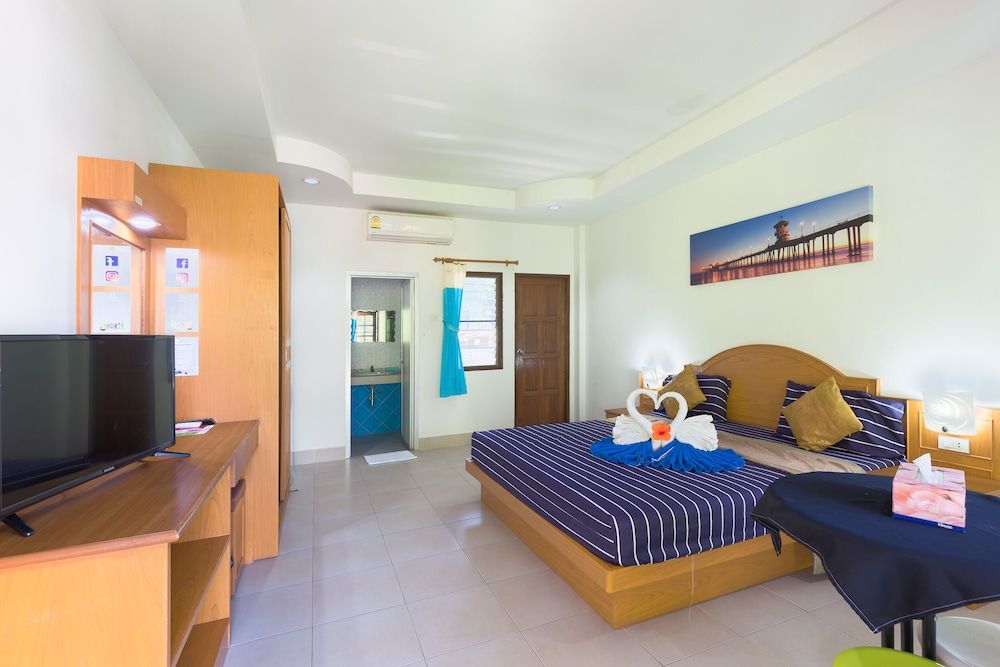 undefined Grand View 2