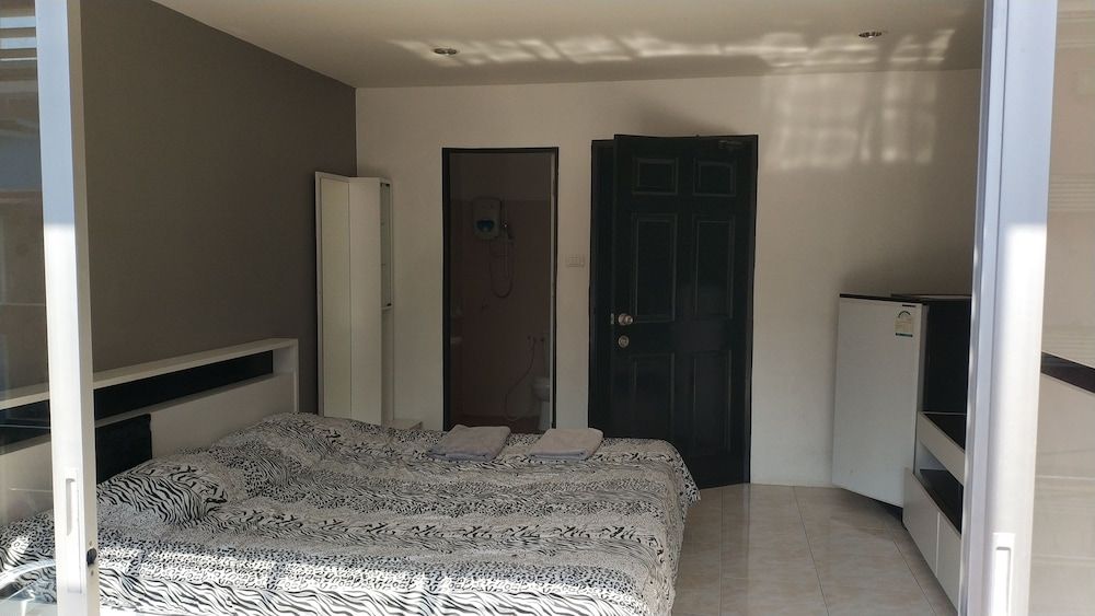 undefined Desire Guesthouse Patong 9