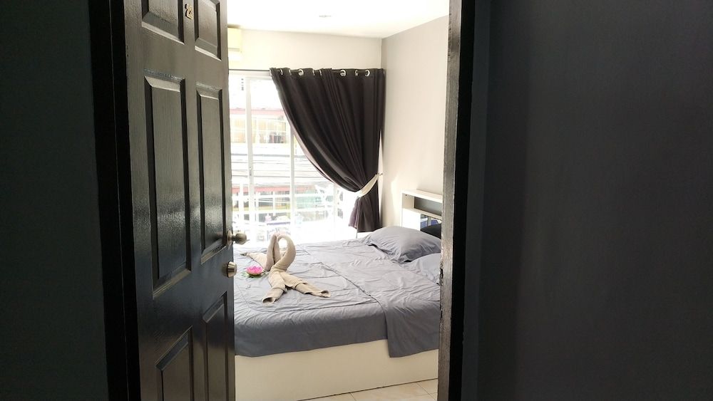 undefined Desire Guesthouse Patong 5