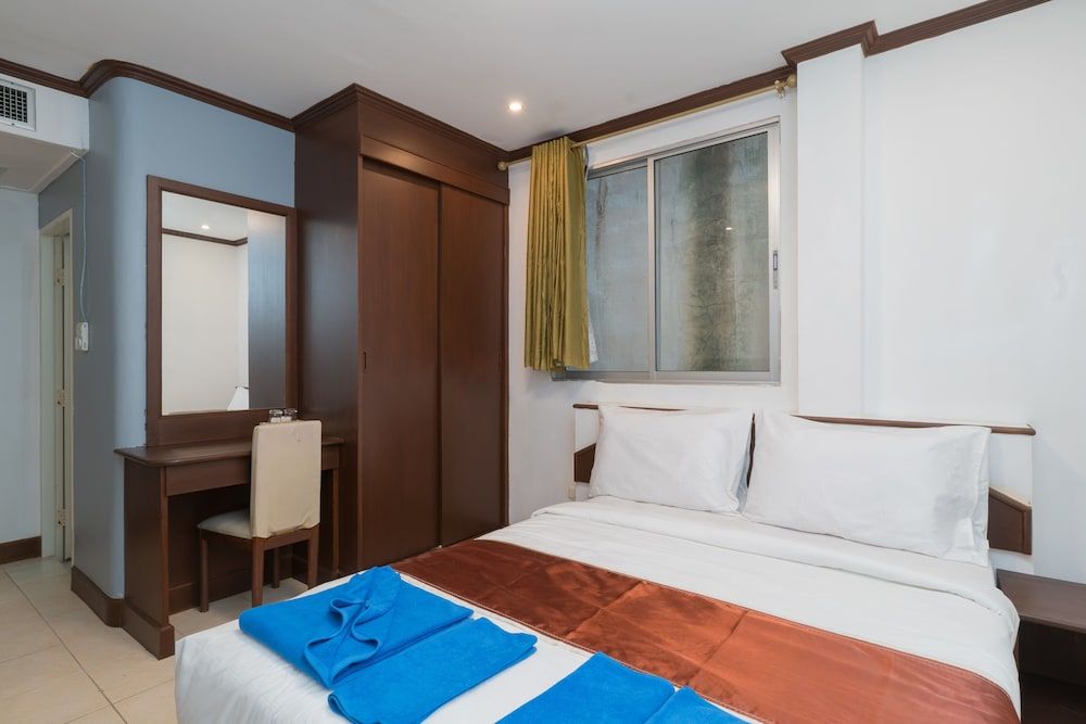 Knock Knock Beach Boutique Deluxe Queen Room 3