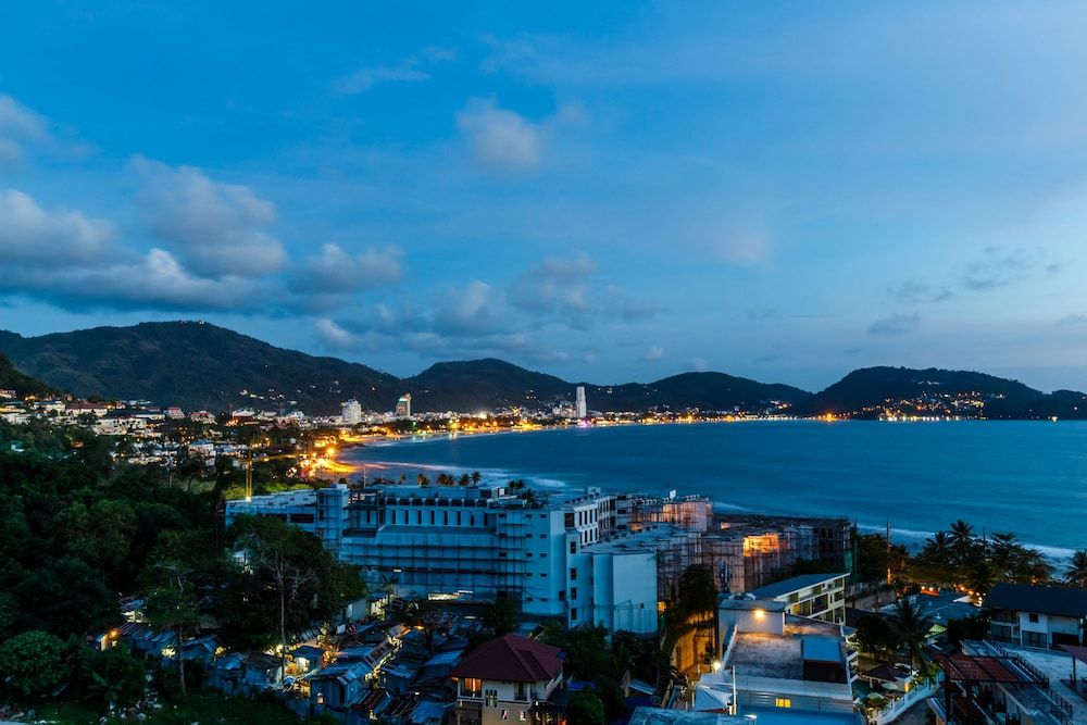 Privilege Residences by Lofty 3 Bedrooms Apartment 12