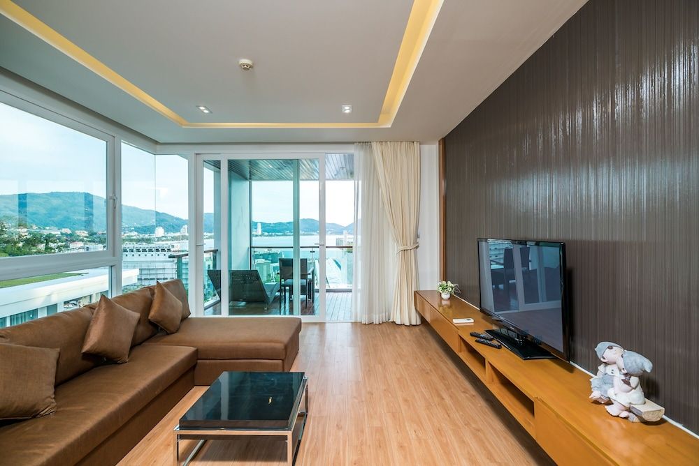 Privilege Residences by Lofty Luxury Apartment, 1 King Bed, Bay View 18
