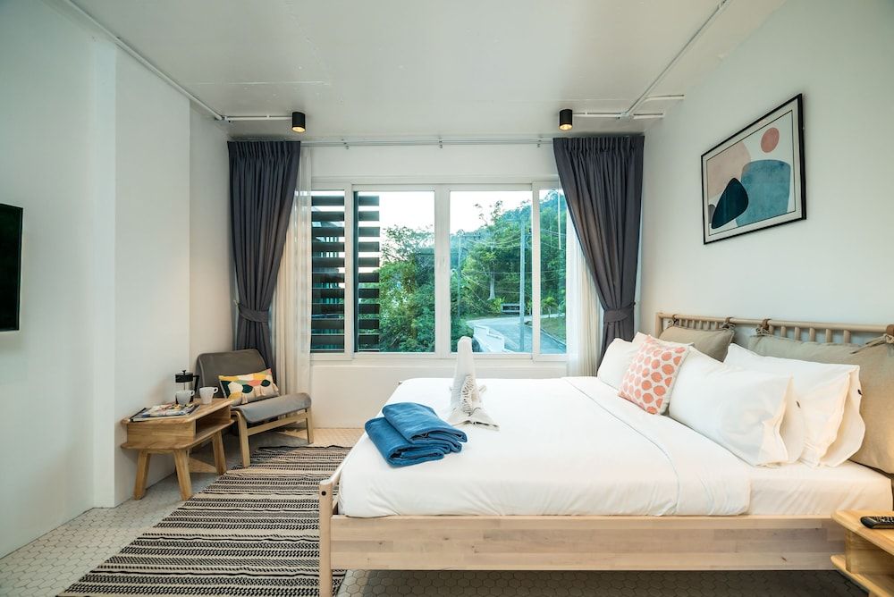 undefined Baycliff Residence by Lofty 6