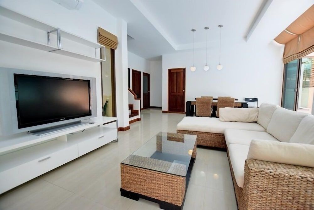 Baan Aroonpat 3 Bedrooms Private Pool Villa 12