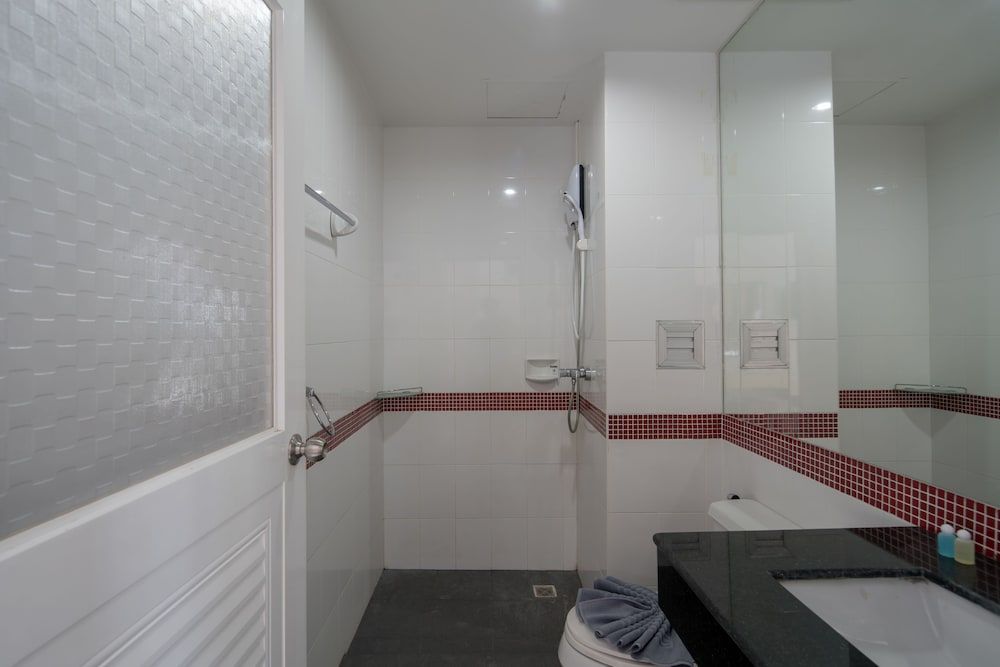 Baan Thai Beach Side Residence Standard Double Room 8