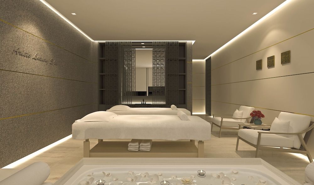 undefined The Aristo Seaview Hotel Patong 10