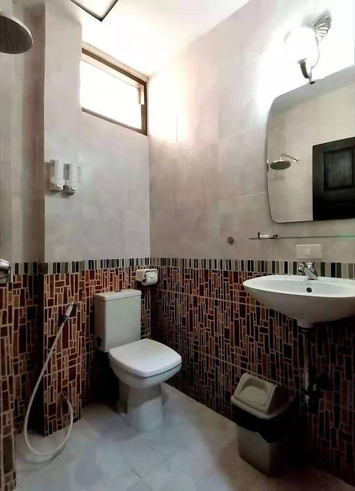 Qhkl Hotel Standard Double Room 11