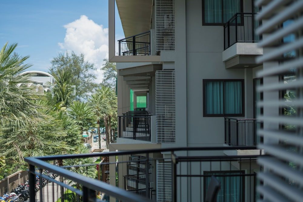 undefined Suite Large Studio Apt With Hot Tub Bath In Front Pa Tong Beach 2