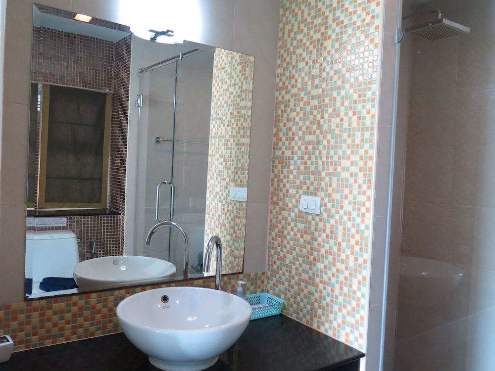 6 38 Top Floor 2 Brs 2baths 1km Walking To Beach Condo, 2 Bedrooms, Accessible, View 17