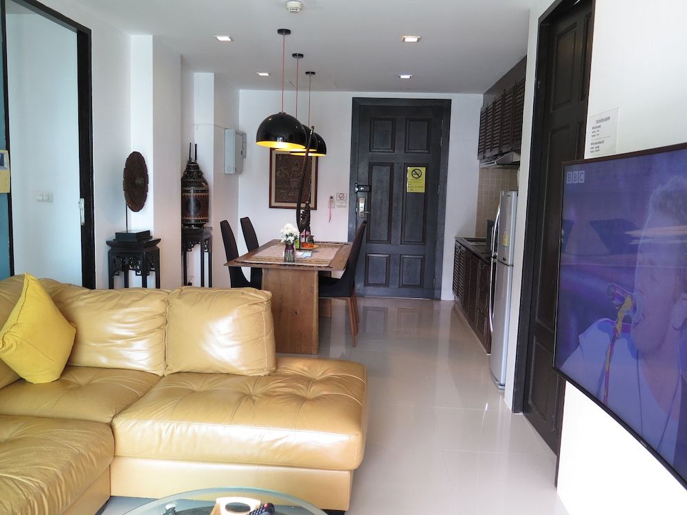 undefined 6 38 Top Floor 2 Brs 2baths 1km Walking To Beach