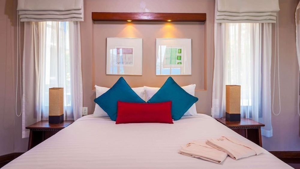 undefined Grand Sea View 5BR Villa Sukadara Patong