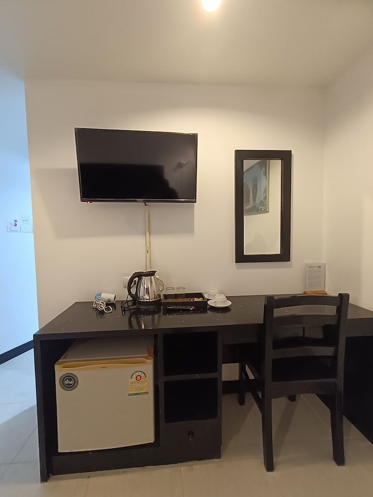 NOBLE HOUSE PATONG Standard Double Room 30