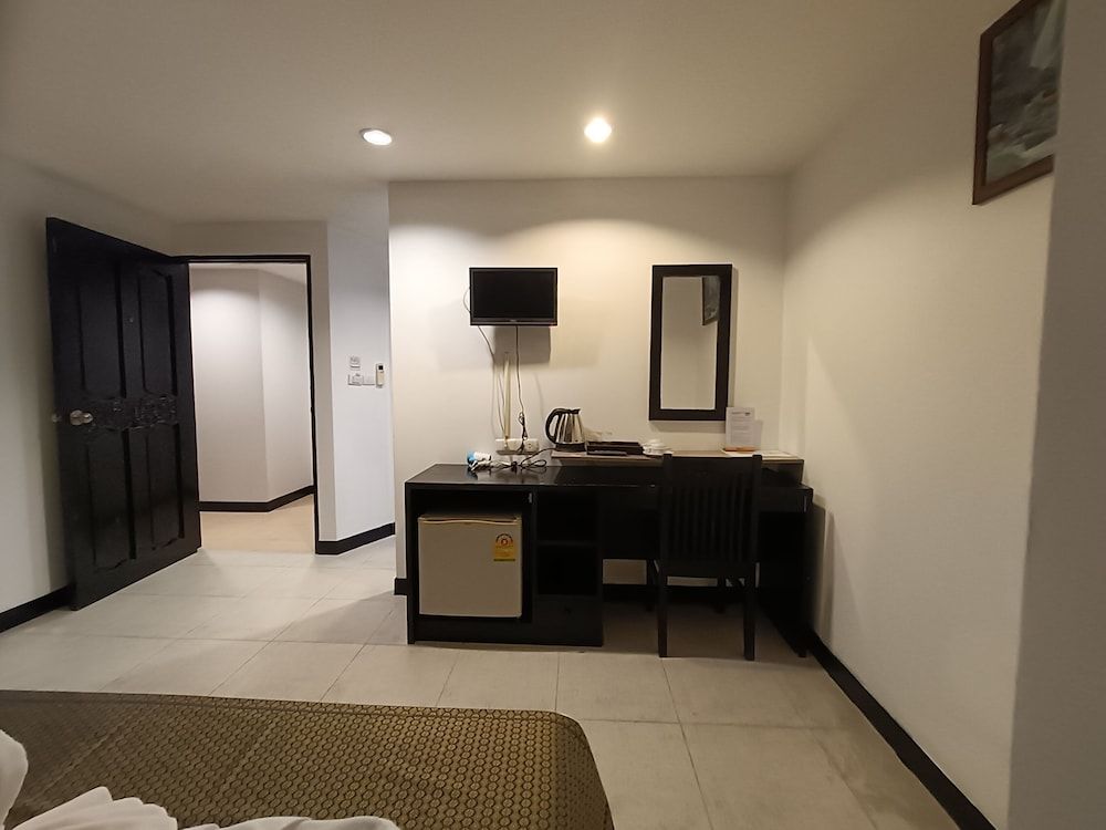 NOBLE HOUSE PATONG Standard Double Room 29
