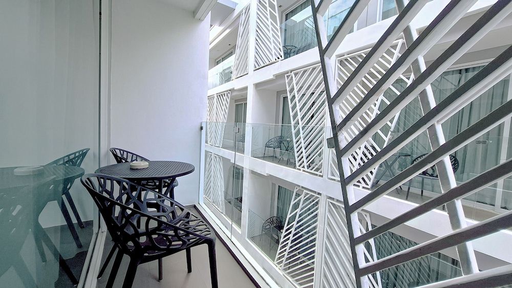 Clarian Hotel Beach Patong Superior Standard King Room Balcony 5