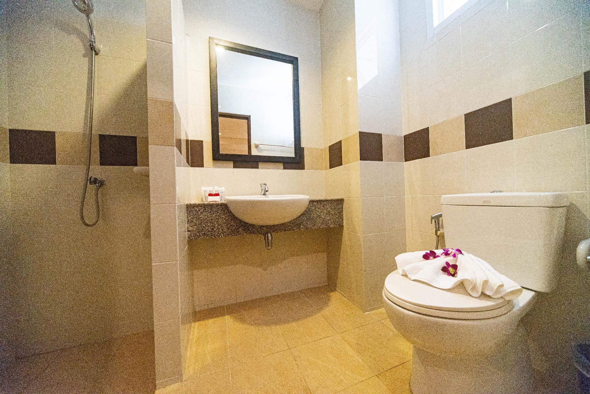 Deluxe Room with King Bed - Non-Smoking