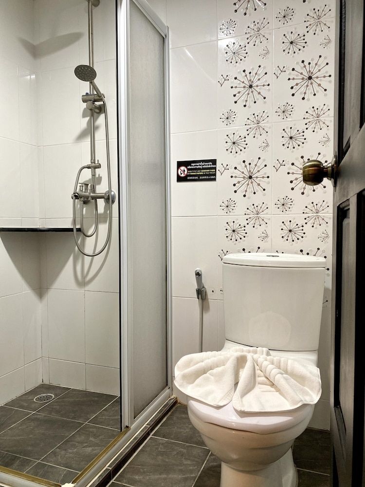 Sunray Beach Hotel Standard Double Room 9