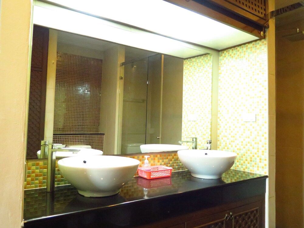 6 39 -2bedroom 2baths 1 km Walking to Patong Beach Condo, 2 Bedrooms, Accessible, Balcony 23