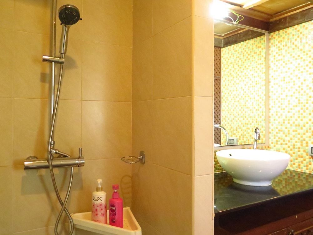 6 39 -2bedroom 2baths 1 km Walking to Patong Beach Condo, 2 Bedrooms, Accessible, Balcony 21