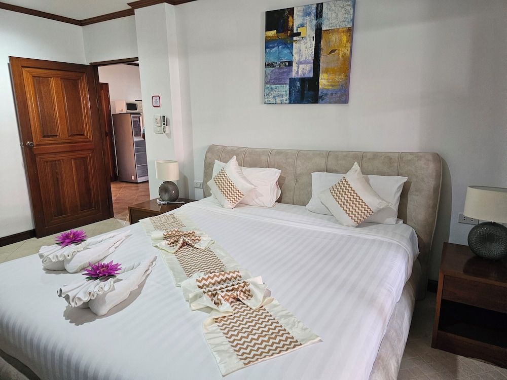 undefined Sai Rougn Apartment 7