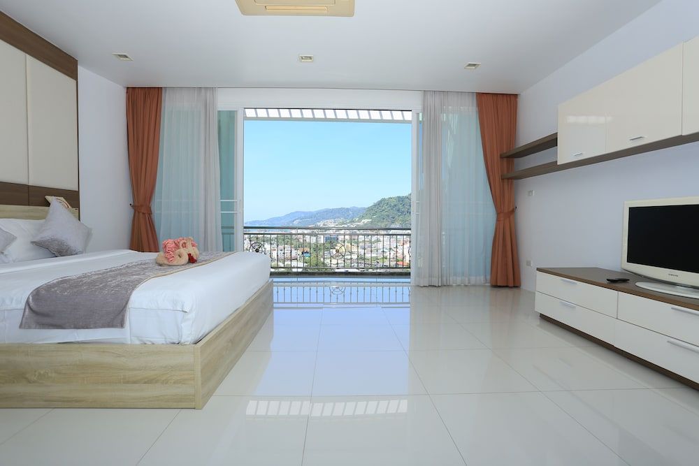 Patong Seaview4BDR Pool Villa Comfort Villa 18