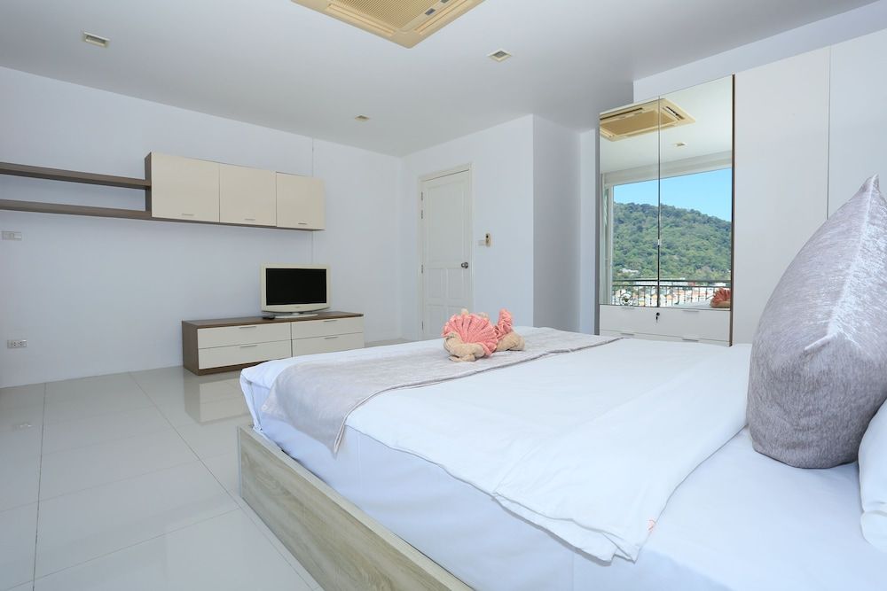 Patong Seaview4BDR Pool Villa Comfort Villa 19