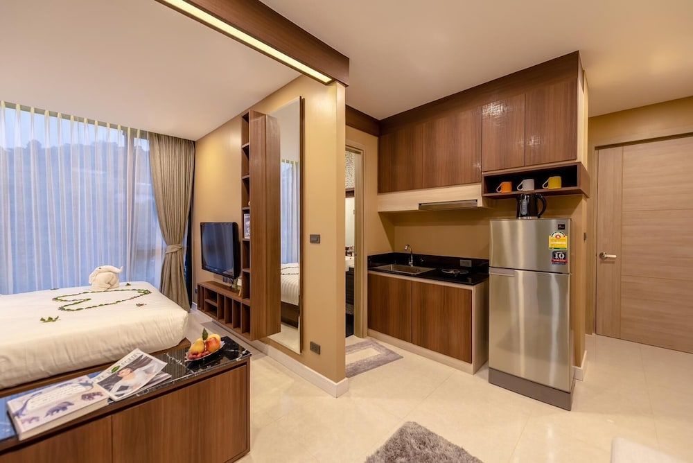 undefined Viva Patong apartment by Lofty 3