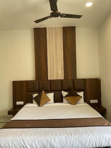 Hotel Royal Embassy Standard Double Room 5