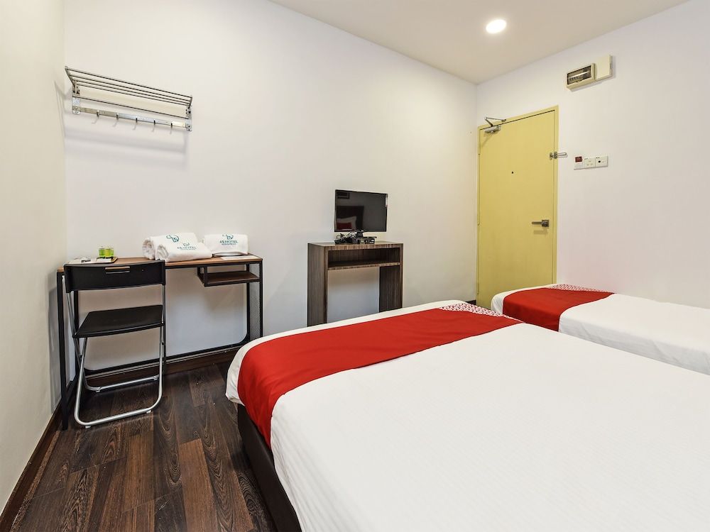 4S Hotel Deluxe Triple Room 4