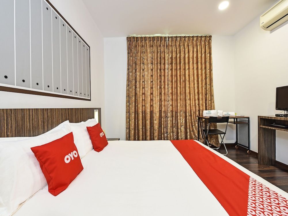 4S Hotel Deluxe Double Room 5