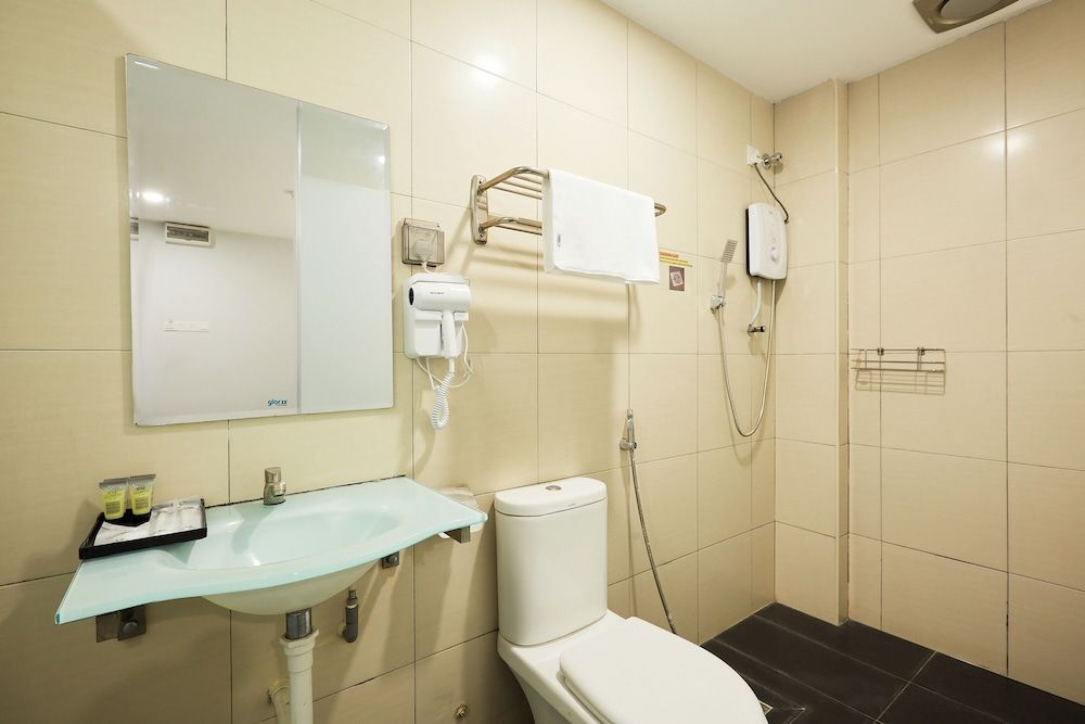 RM Hotel Muar Executive Double Room 4