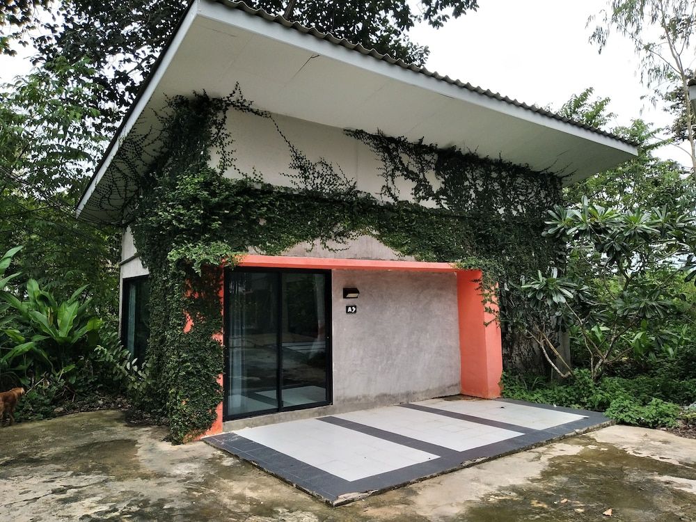 Makmai Resort