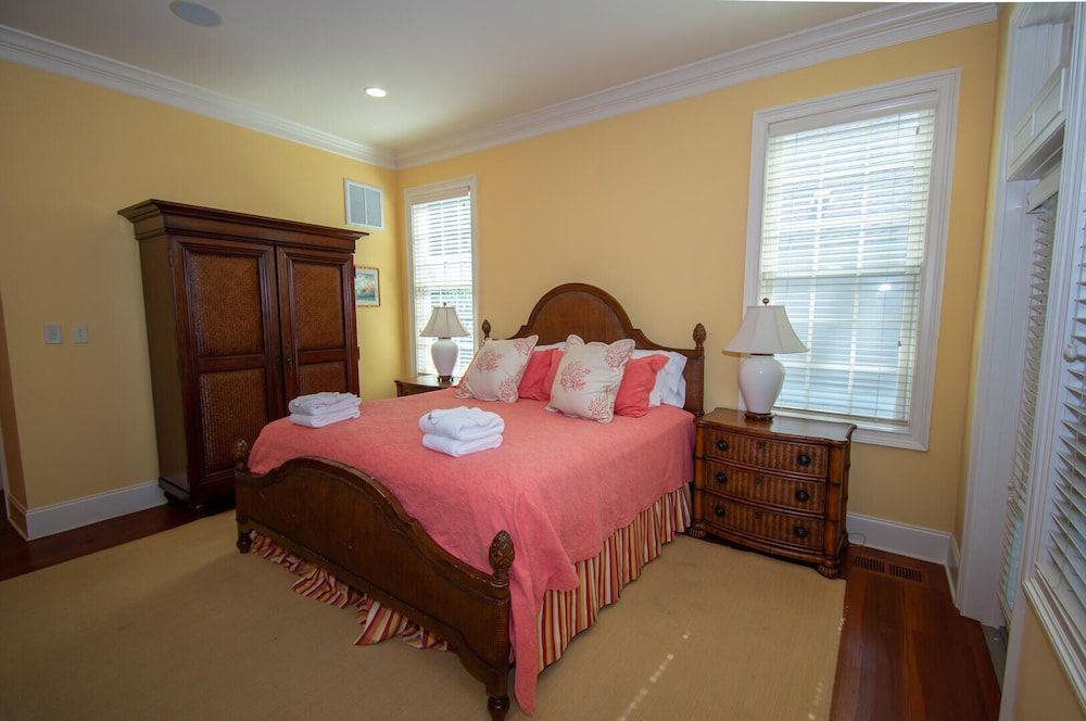 House, Multiple Beds, Balcony