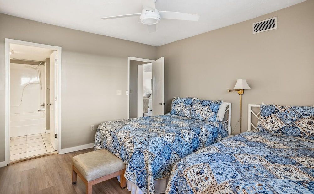 House, Multiple Beds, Kitchen, Ocean View