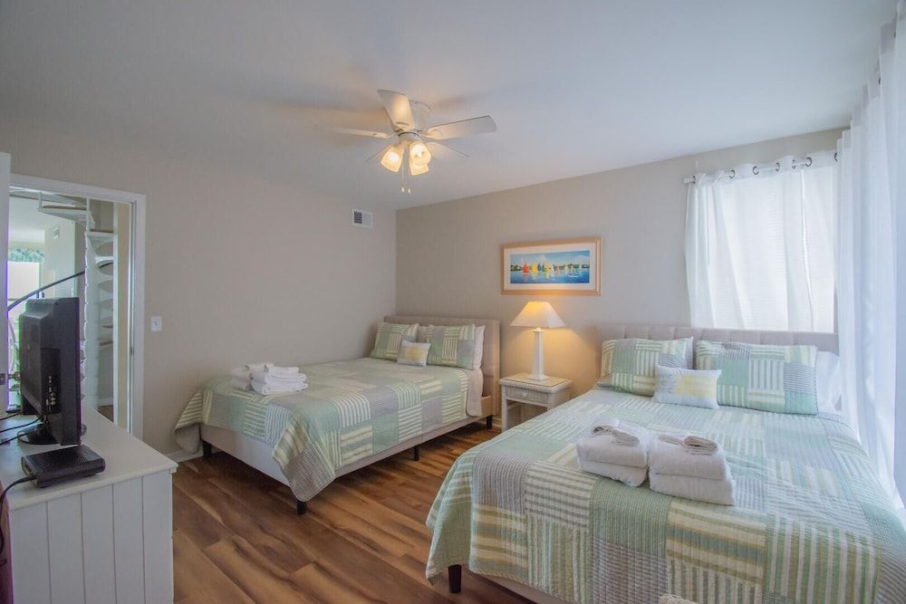 Condo, Multiple Beds, Kitchen, Ocean View