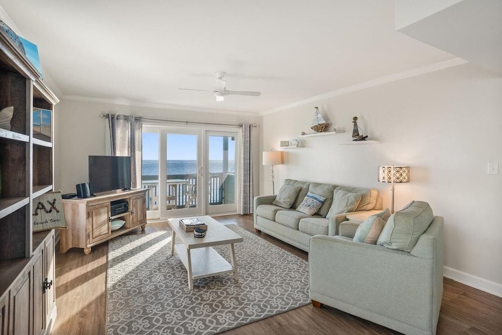 Condo, 1 King Bed, Kitchen, Ocean View