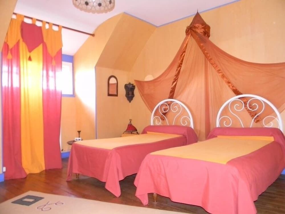 Twin Room (L'Annexe)