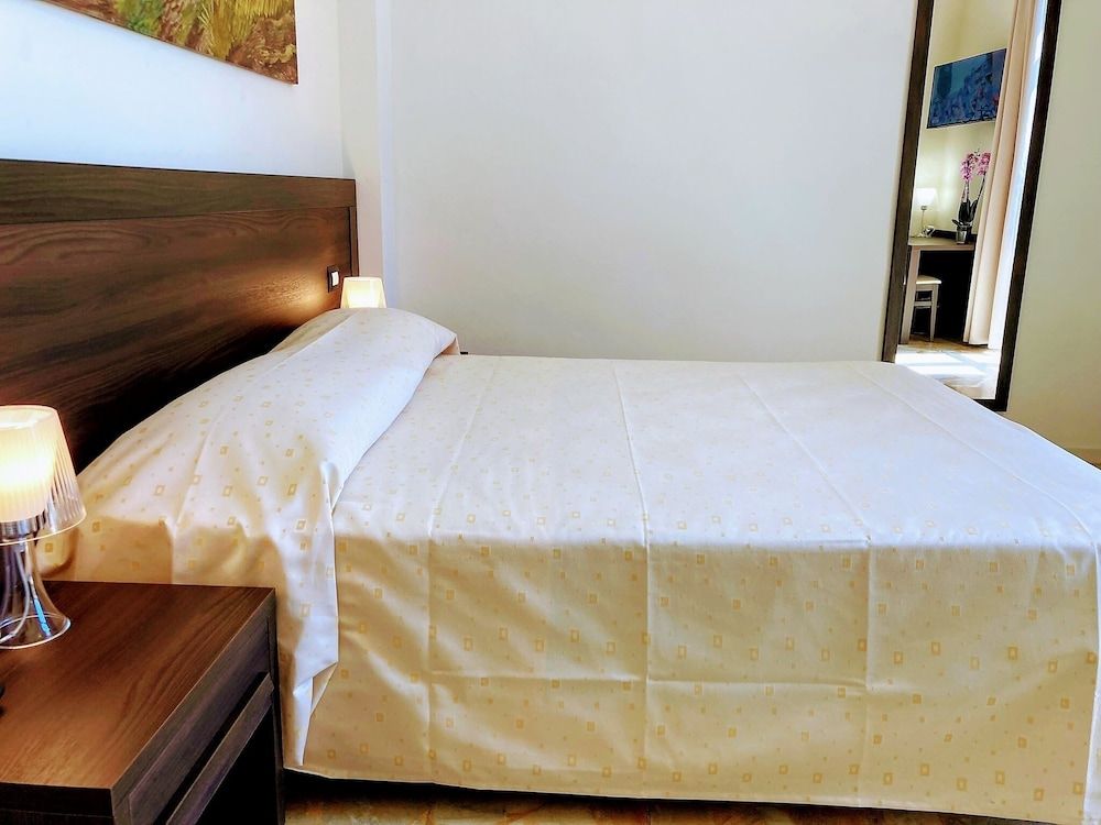 Classic Double or Twin Room, 1 Queen Bed