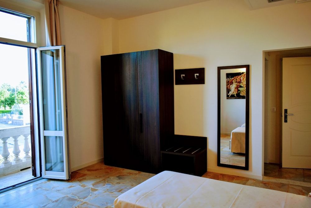 Classic Double or Twin Room, 1 Queen Bed