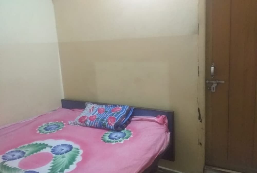 undefined Goroomgo Roxy DX Gaya 5