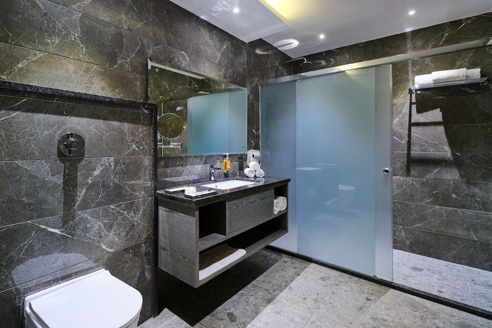 Zone By The Park Pathankot Zone Deluxe 6