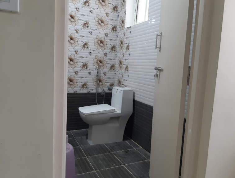 Deluxe Double or Twin AC Room