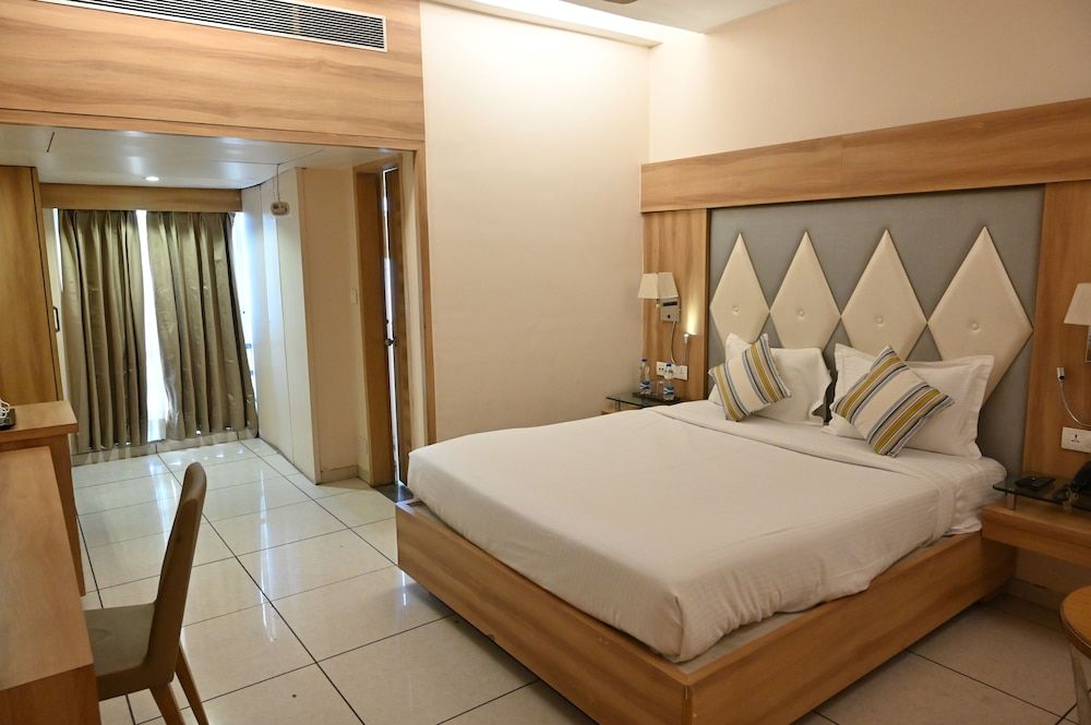 undefined Rang Lords Inn Bharuch 5