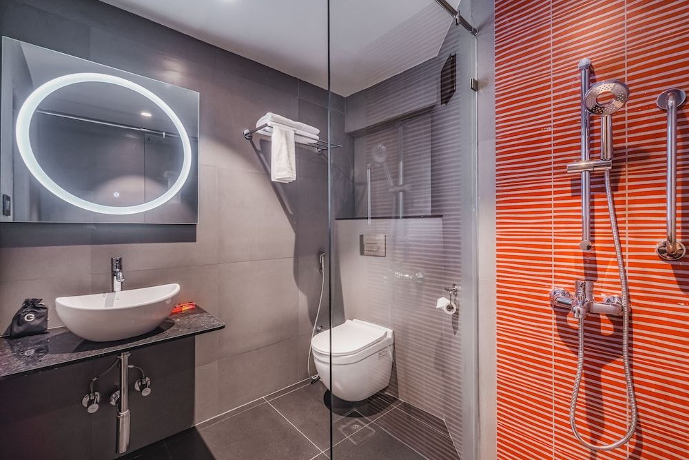 Ginger Bharuch D-Luxe Twin Room 4