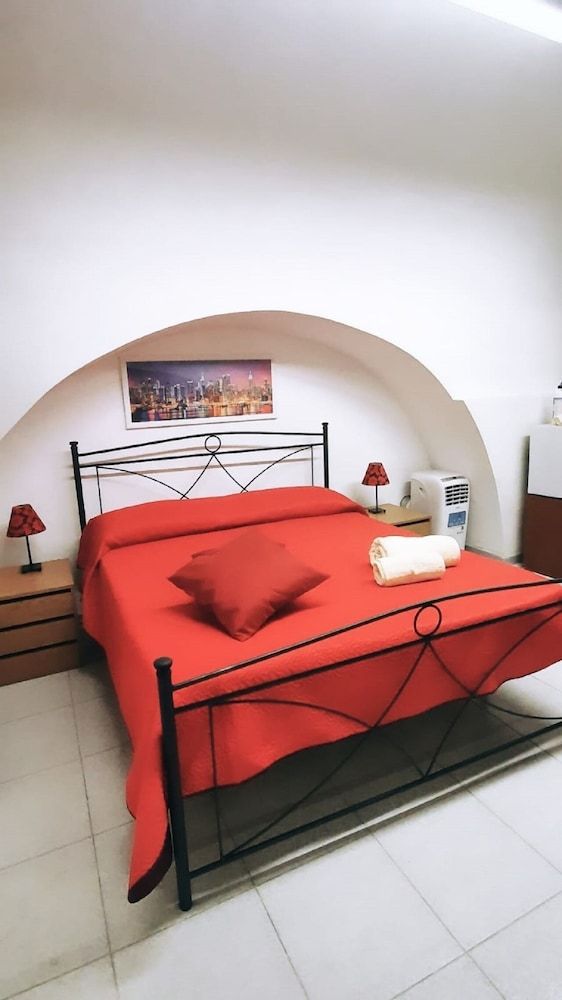 Deluxe Studio, Park View