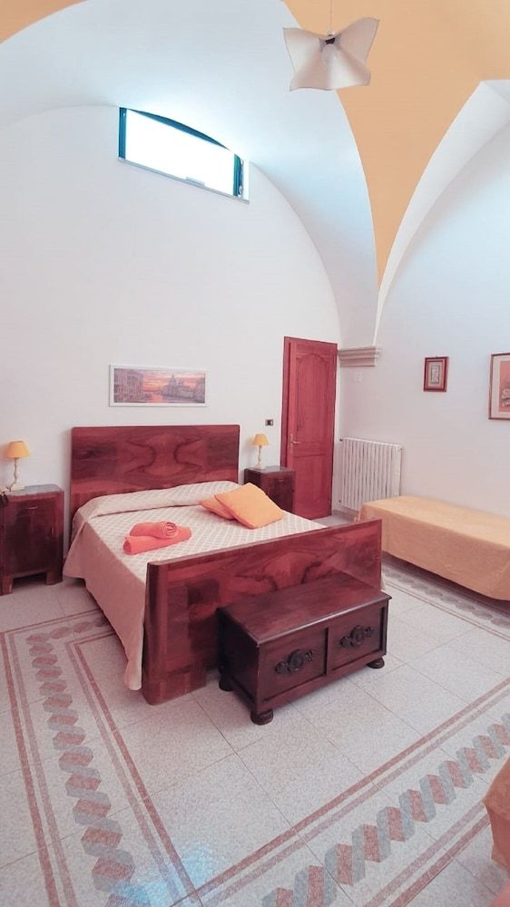Superior House, 3 Bedrooms (Residenza Gialla)
