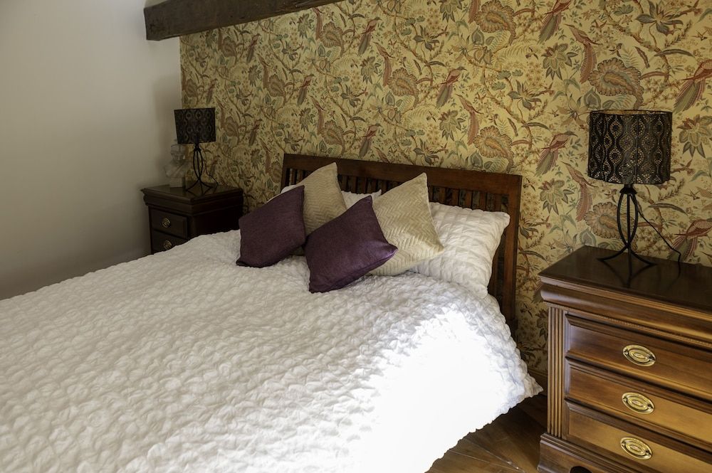 Kingfisher Room
