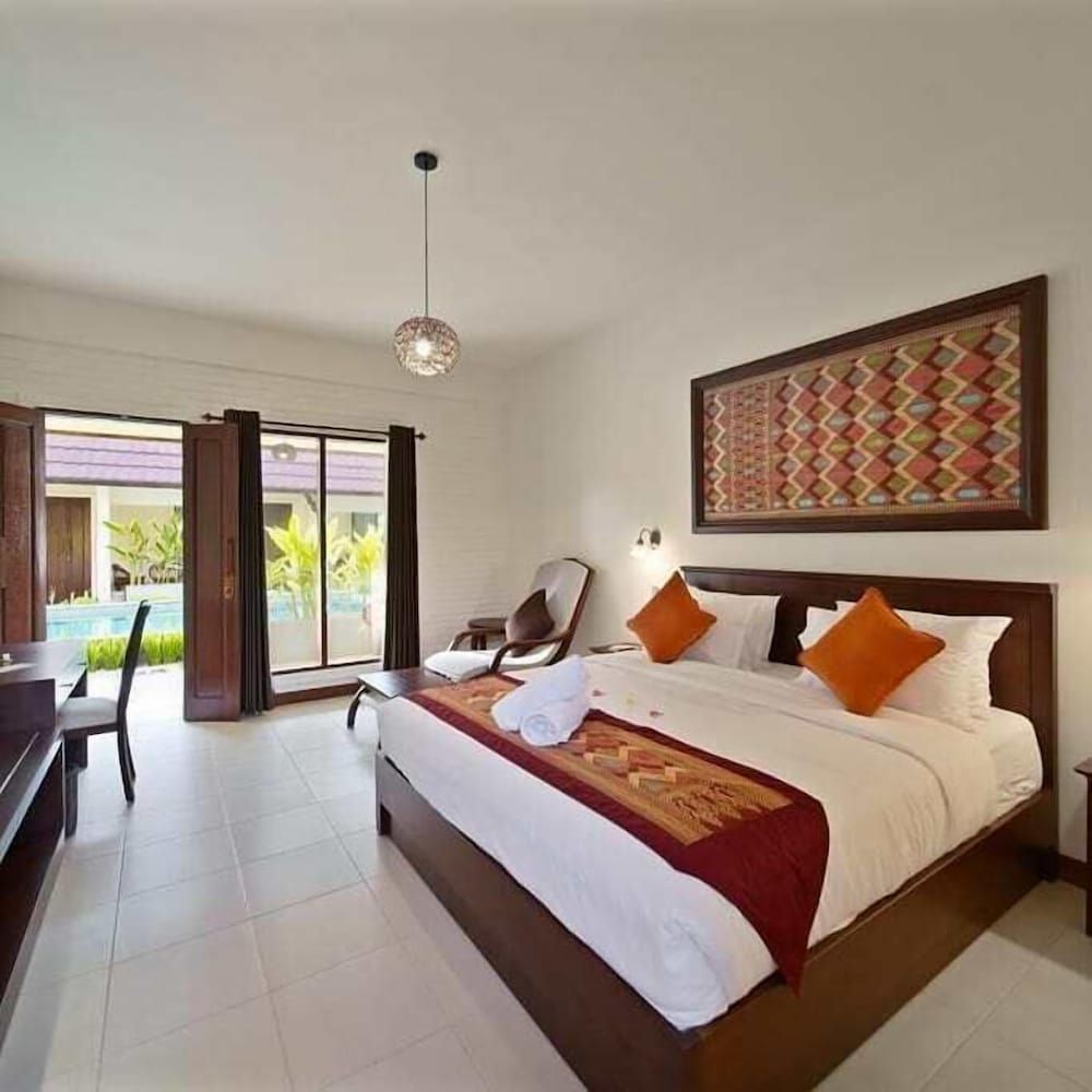 Bruga Villas Restaurant and Spa Deluxe Room, 1 King Bed