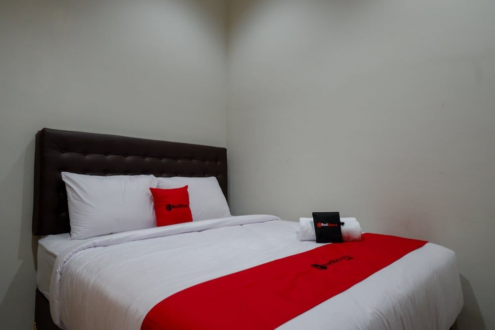 Double Room (Reddoorz)
